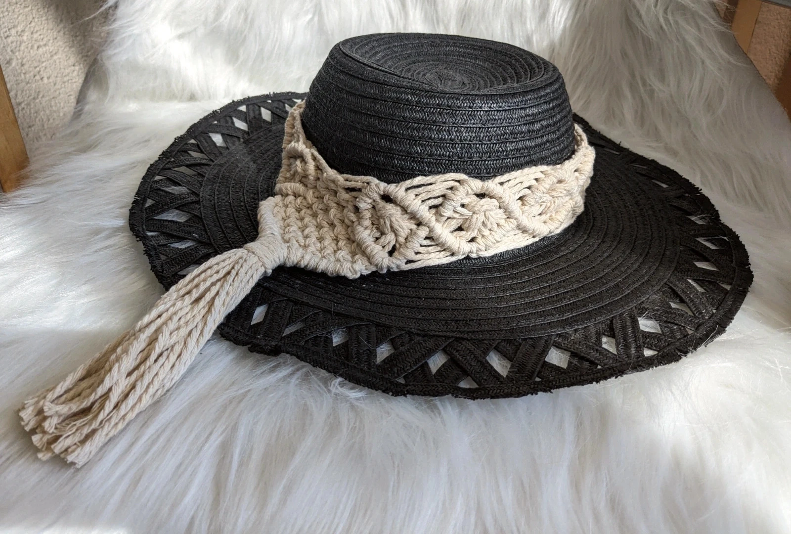 Chapeau bohème en macramé